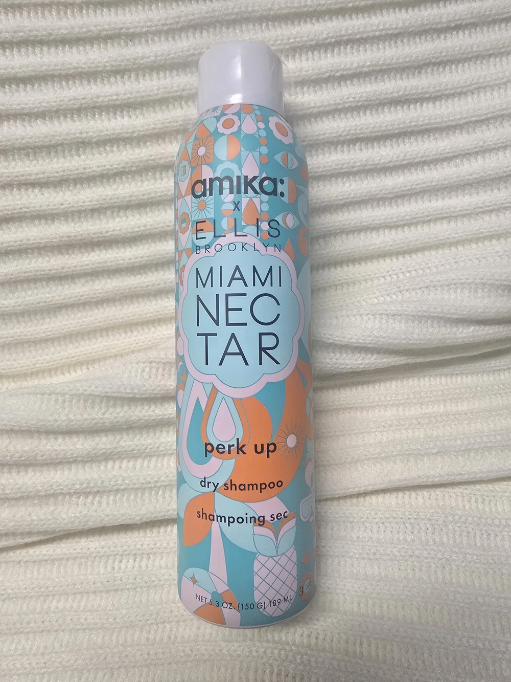 Limited Edition amika Miami Nectar Perk Up Dry Shampoo - Blue & Peach